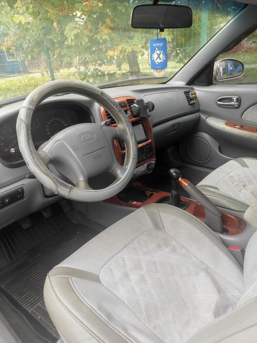 KiA magentis 2002