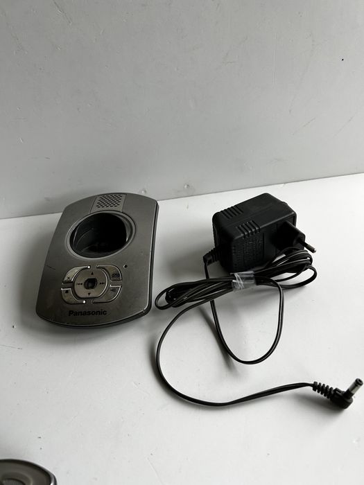 Panasonic telefon przenośny stacjonarny
