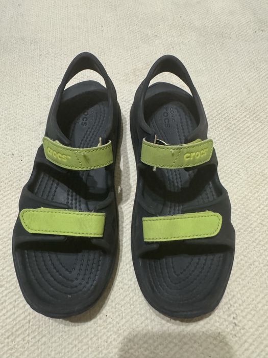 Босоніжки crocs j1