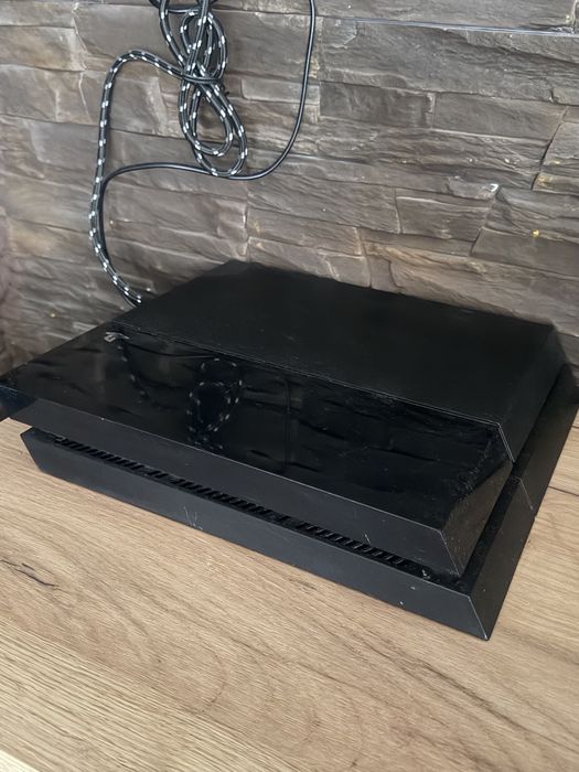 Ps4  dobry stan  polcecam