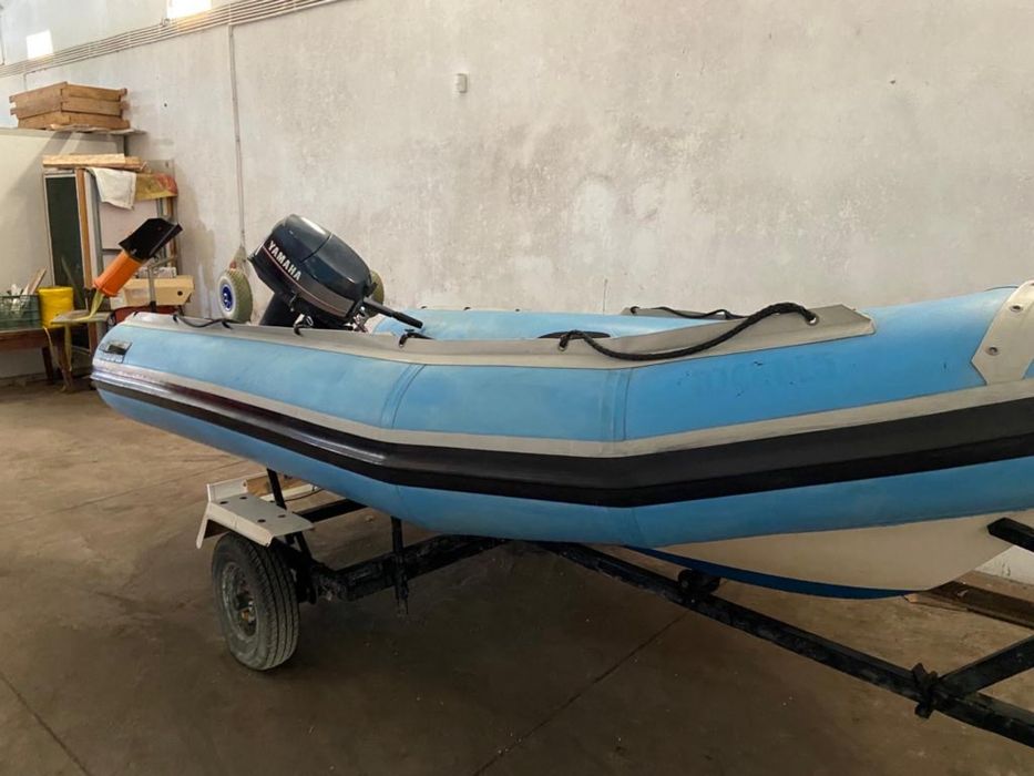 Barco semi-rigido motor 25cv