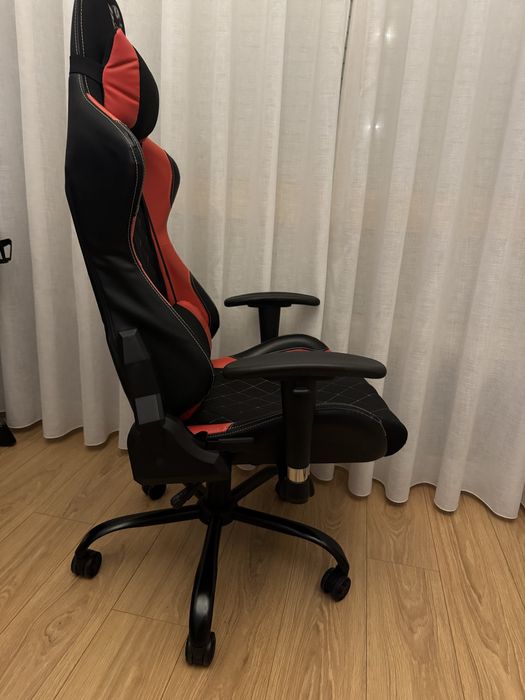 Cadeira Gaming Trust GXT 707R