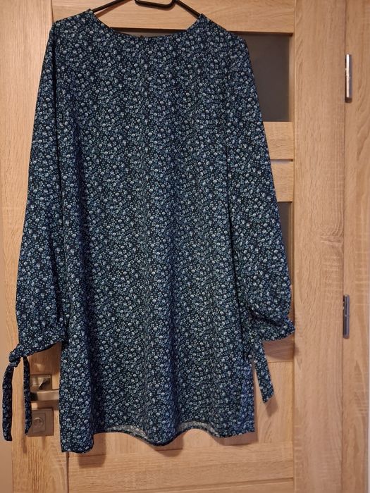 Tunika w kwiatuszki.46