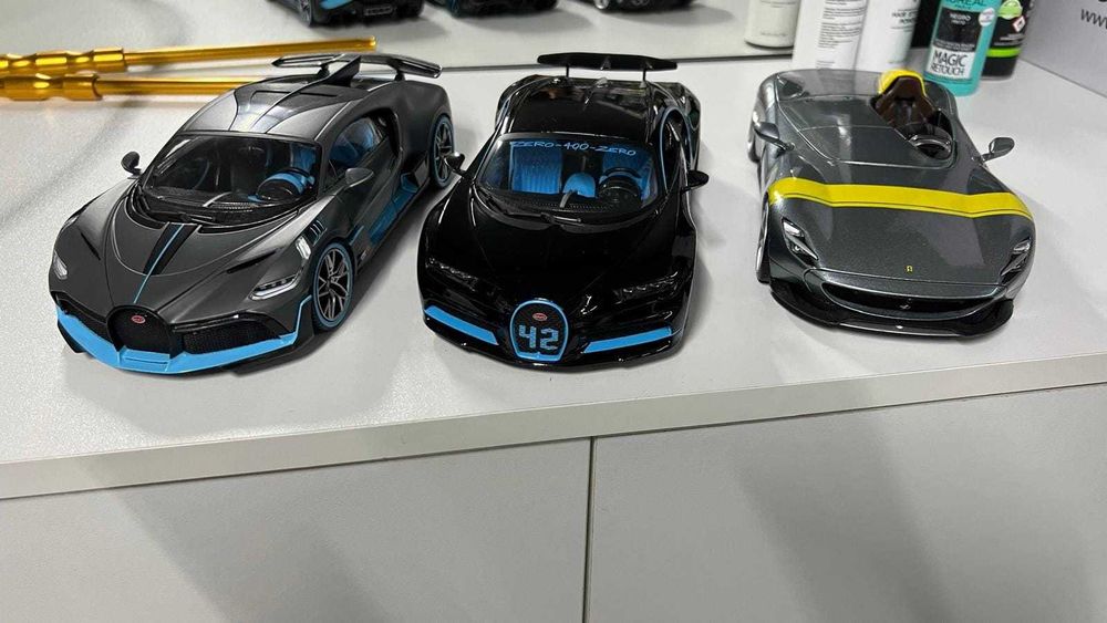 Coleção Miniaturas 1:18 - Lote 32 Carros (Ferrari, Lamborghini, Bugatti)
