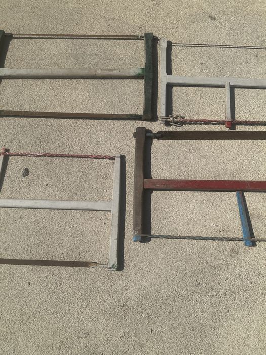 Serras de madeira antigas