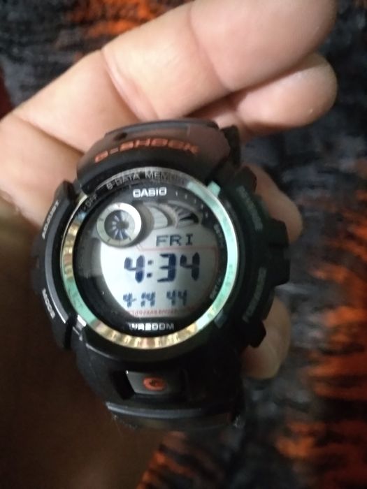 Часы Casio G-shock меняю на фотоаппарат