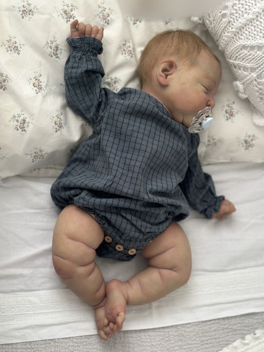 Bebé reborn Elliot