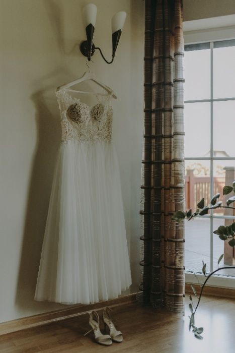 Suknia ślubna litera A na 164+7, koronka tiul ecru XS/S