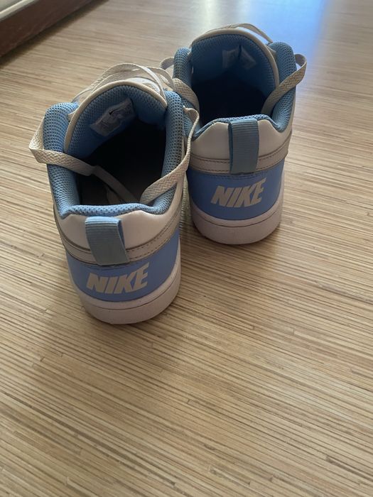 Buty Nike rozmiar 40 + bluzka i bransoletka ze stali chirurg. gratis