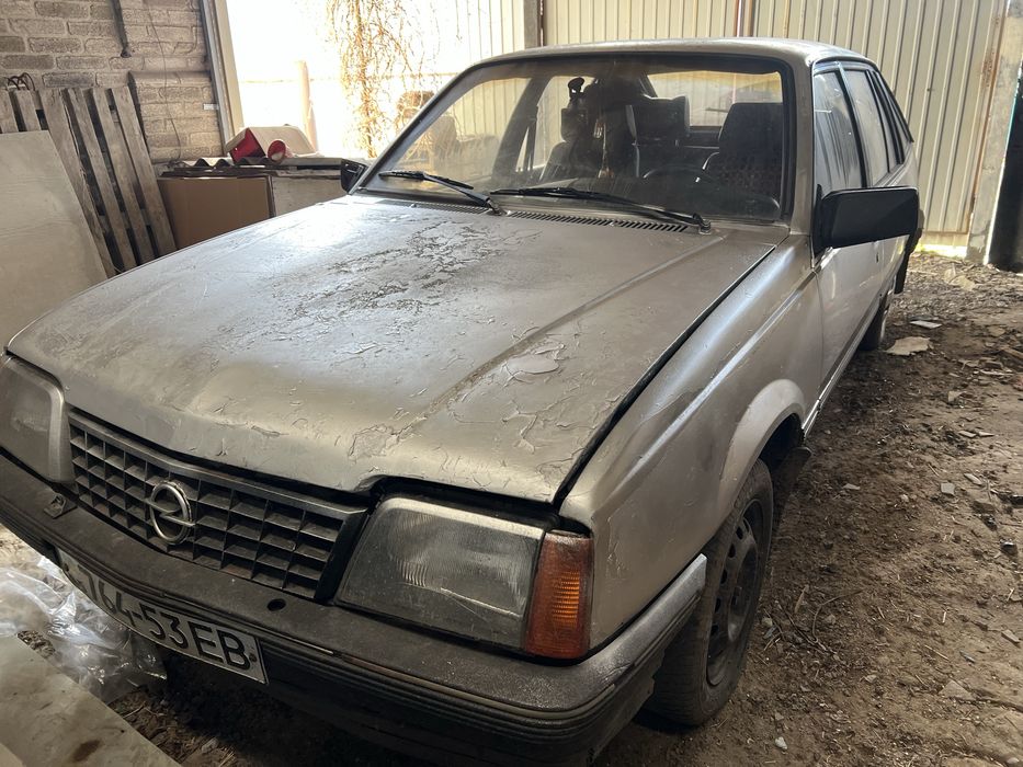 Opel ascona 1,6D /обмен на мото