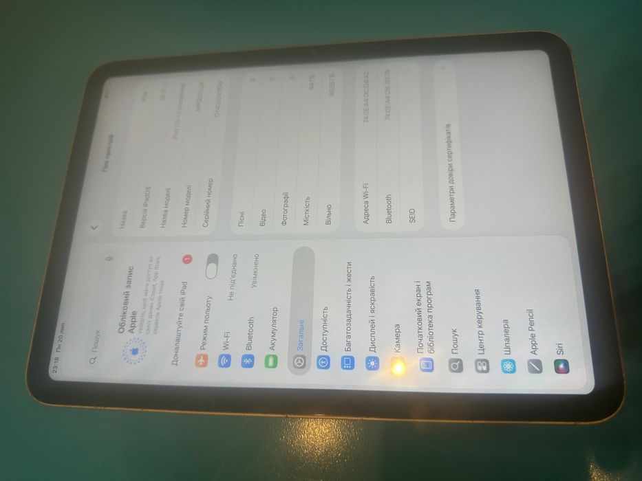 iPad 2023 10 64гб батарея 100%