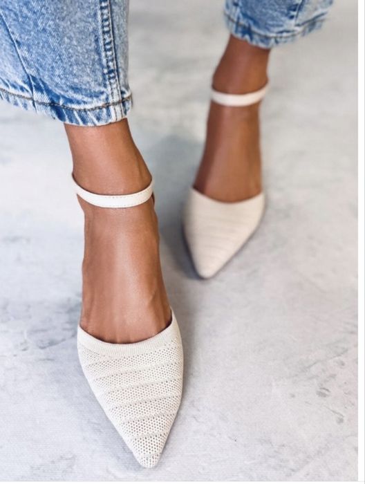 Czółenka na obcasie z paskiem ROSSI BEIGE R.41