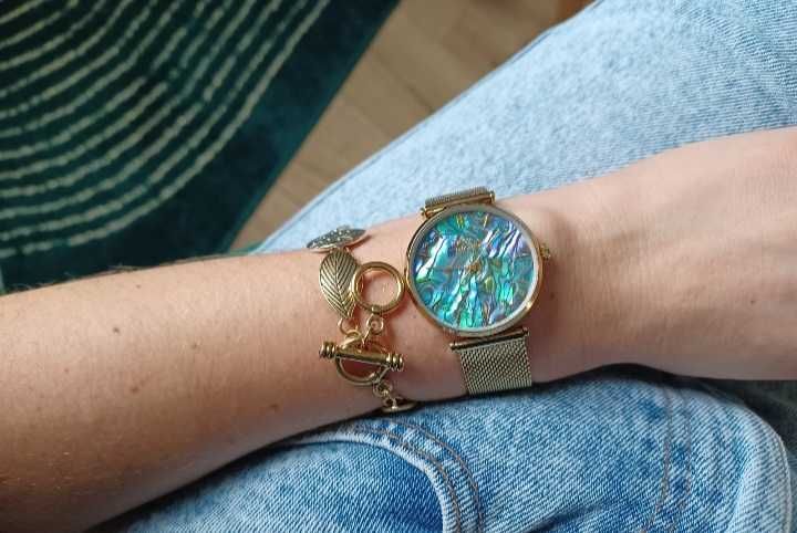 Bransoletka w stylu boho motyw lisci zielone