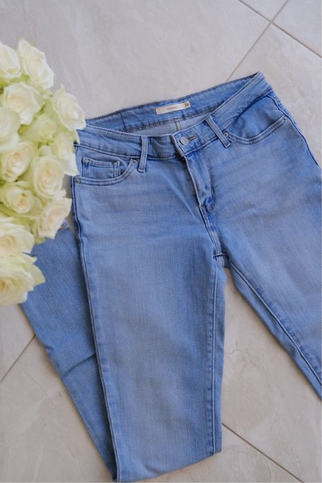 Джинси levis