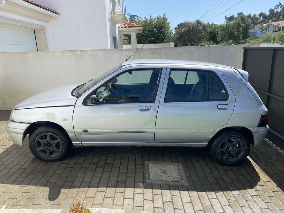 Renault Clio I Hatchbach 1.2 16V Gasolina