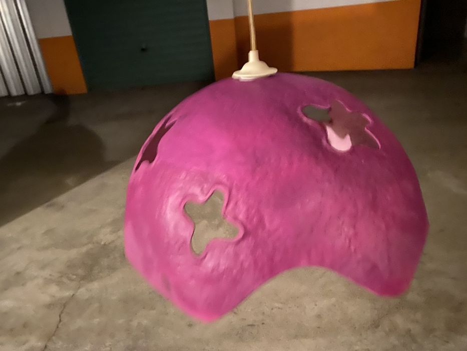 Candeeiro cor de rosa