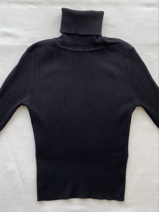 Zara czarny prążkowany golf damski z wiskozy S 36 basic casual