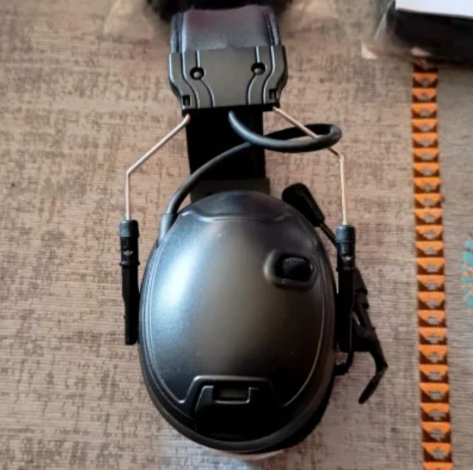 EARMOR C52 caça e tiro