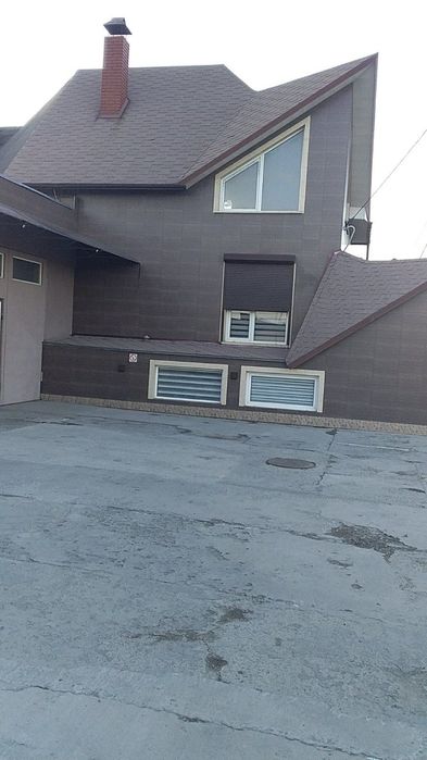 Продам будинок/комерційний об’єкт