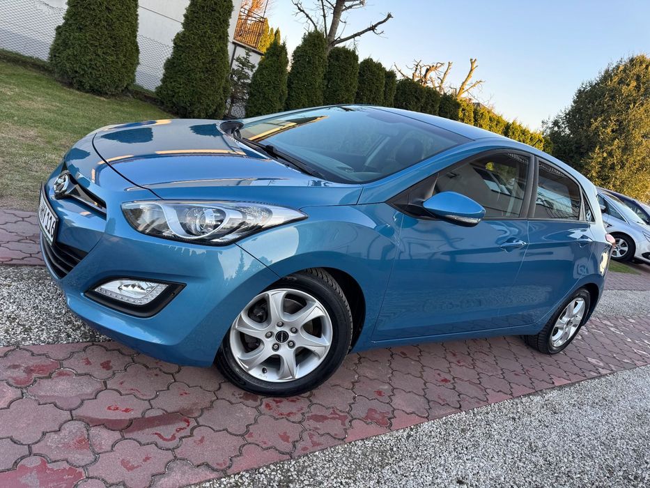 Hyundai I30 1.4 100KM ** Climatronic ** SERWIS ** Bezwypadkowy ** ALU ** z Niemiec