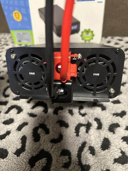 Инвертор WeMax 1000W (IPS-2000s)