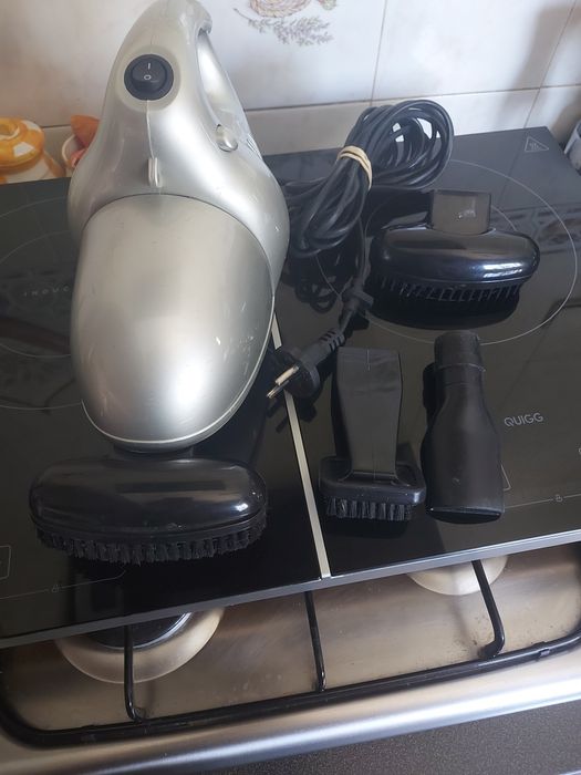 Aspirador manual eléctrico pequeno