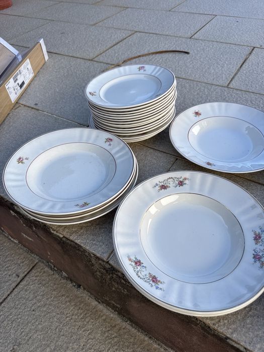 Grande lote de loiça vintage + vidro – Sacavém, SPAL, Viana, Louçarte