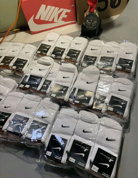 Zestaw 12 par skarpetek sportowych