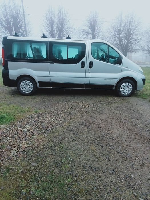 Sprzedam Renault Trafic Niski przebieg !!!