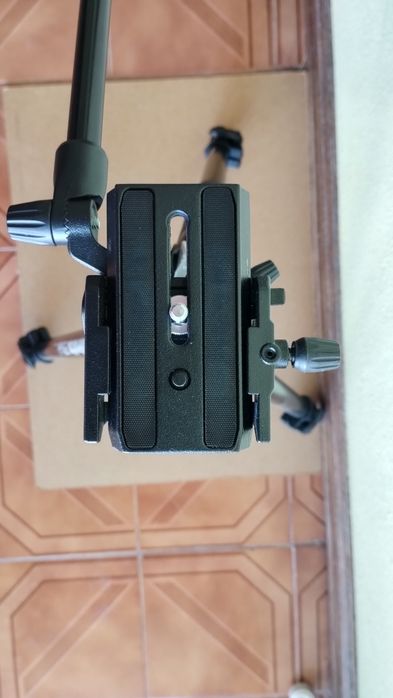 Tripé  Manfrotto