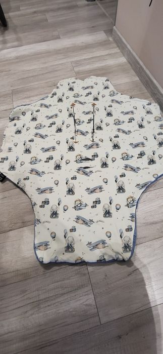 Kocyk do fotelika samochodowego la millou by Maja Hyży