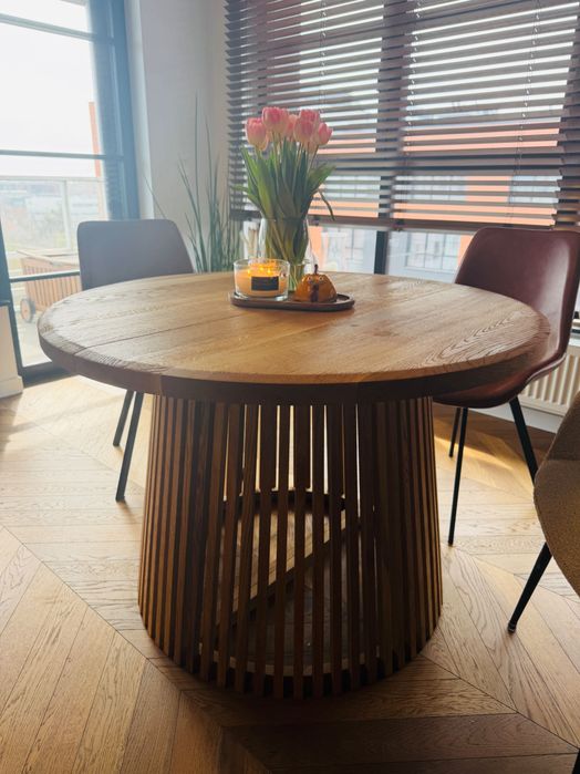 Stół dębowy okrągły