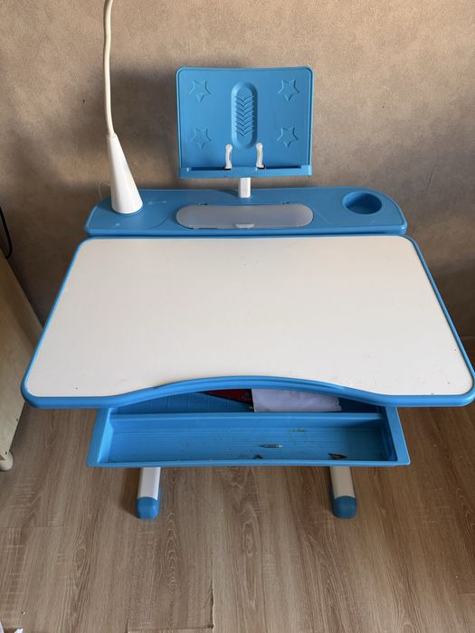 Парта школьная детская  Bambi M 4428-8