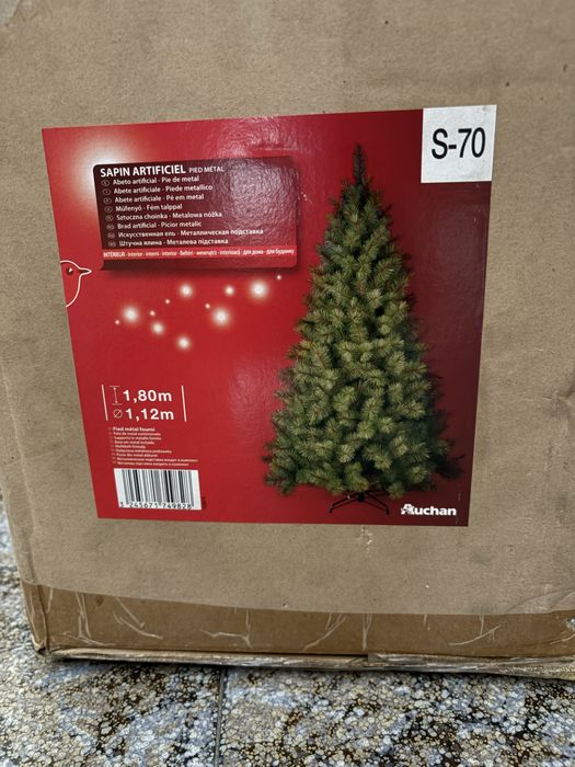 Pinheiro natal com 180 de sltura e 112 de diametro