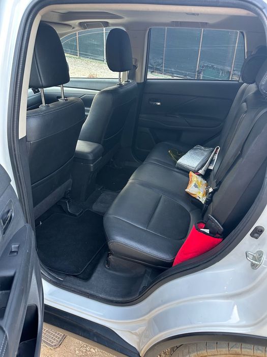 Mitsubihi Outlander PHEV