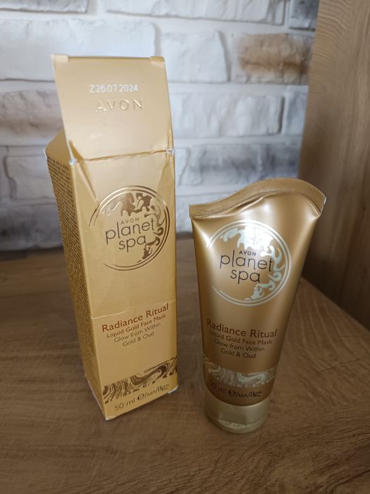 Maska do twarzy ze złotem Avon Planet Spa 50ml