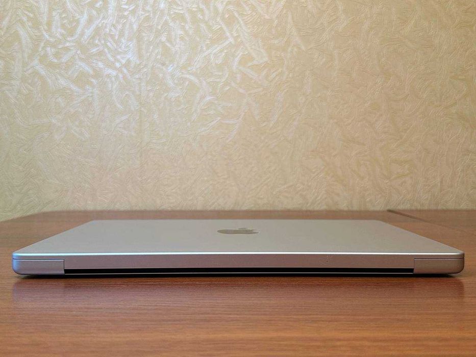 MacBook Pro 14 2021 16 512 m1 pro