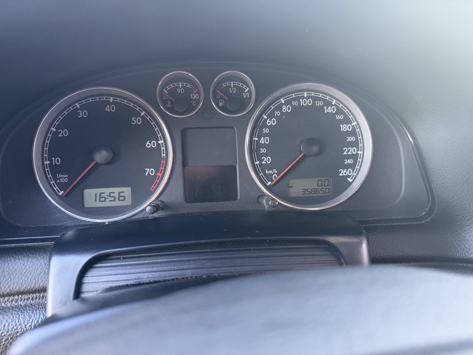 Volkswagen Passat 2002 VIN WVWZZZ3BZ2P180024 фото оголошення 6 з 8