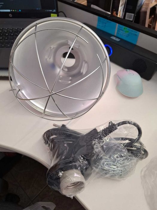 Oprawa do lampy grzewczej tzw. sztuczna kwoka