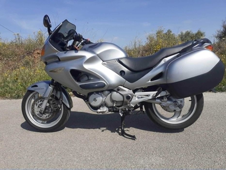 Honda Deauville 650