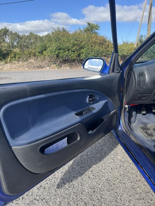 Cintroën Saxo 1.6 8v