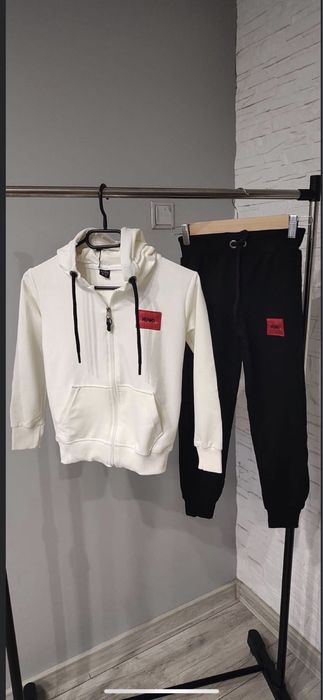 Nowe męskie dresy hugo nike karl legerfeld tommy XXS XS 92-176