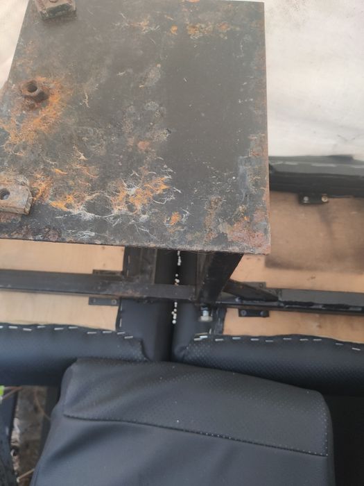 Продам недорого Сиденья автобус