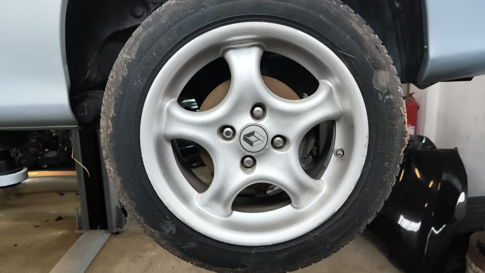 Jogo de 4 jantes renault 15" furação 4x10