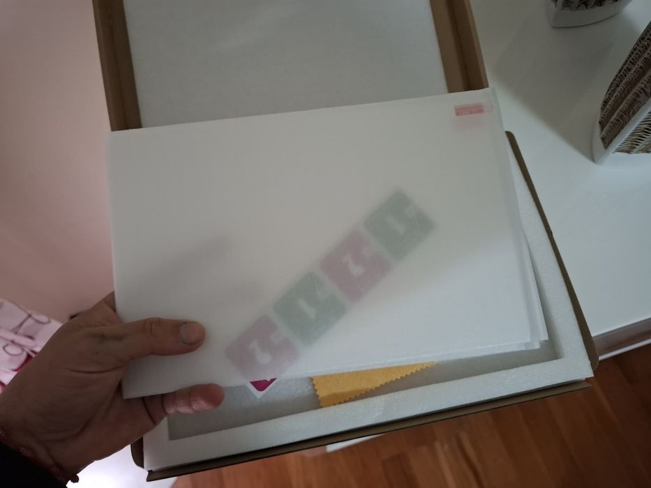 Selling tablet case and screen protector64861915499009124