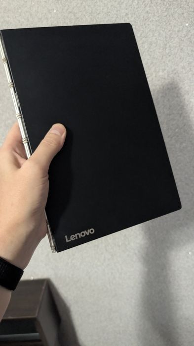 Планшет-трансформер Lenovo Yoga Windows 11