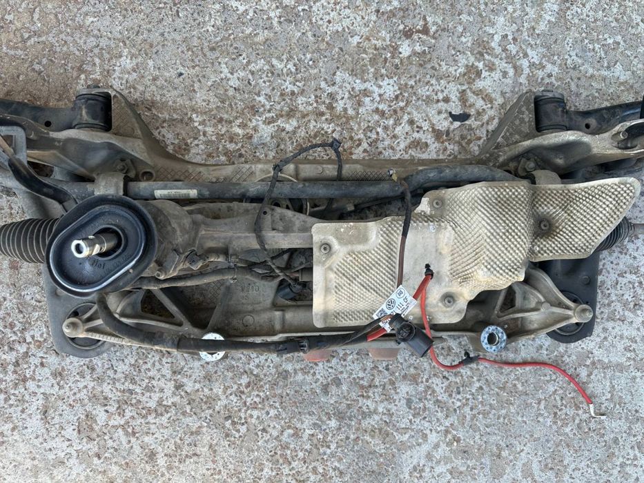 Підрамник audi a3 8v в зборі с рульовою рейкою