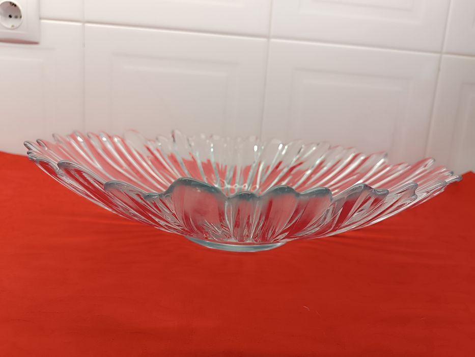 Taça Grande de Vidro.  Nova