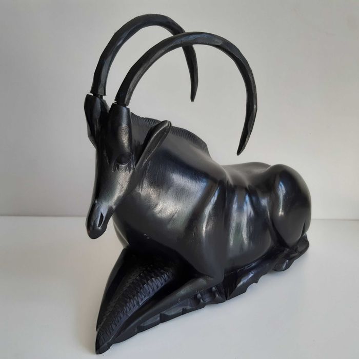 Escultura Madeira Arte Africana Angola Órix Negro