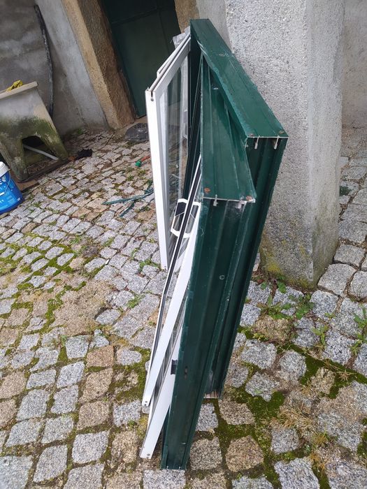 Janelas alumínio lacado (correr)
